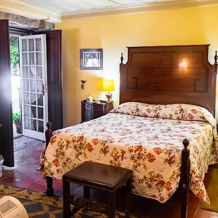 Quinta De S.vicente بيت ضيافة